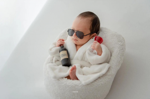 六安宝宝嘴唇上翘